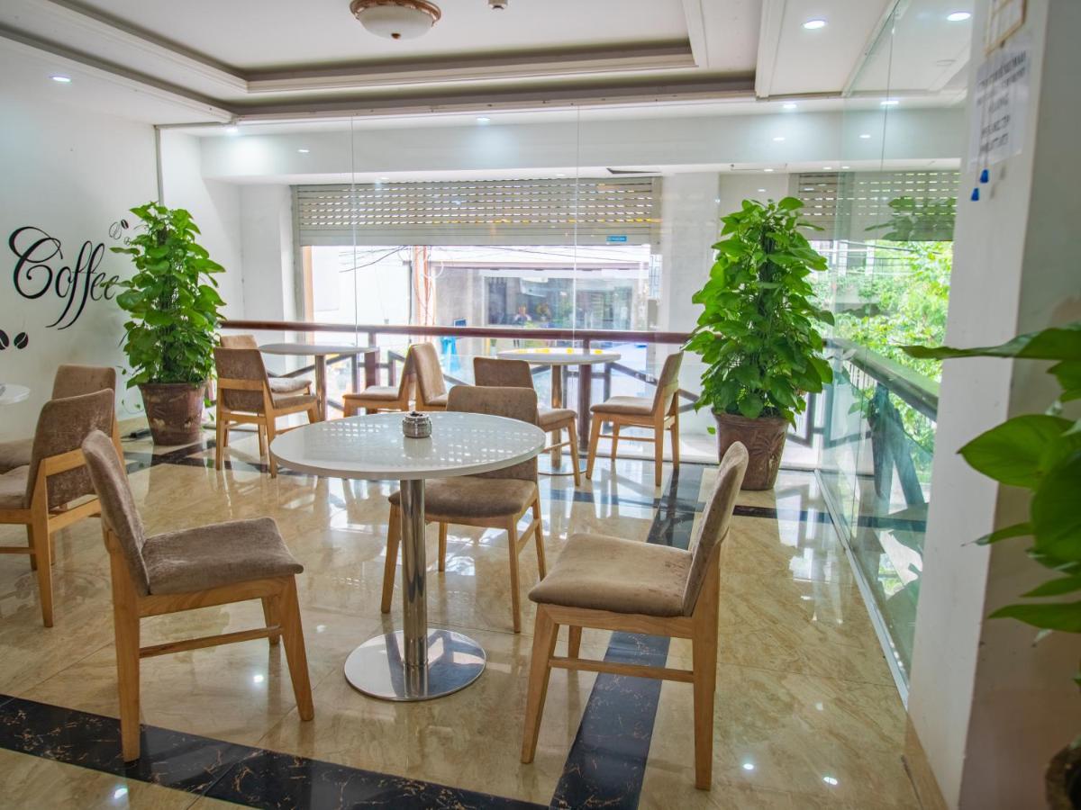 Miami Beach Hotel & Apartment Da Nang Buitenkant foto